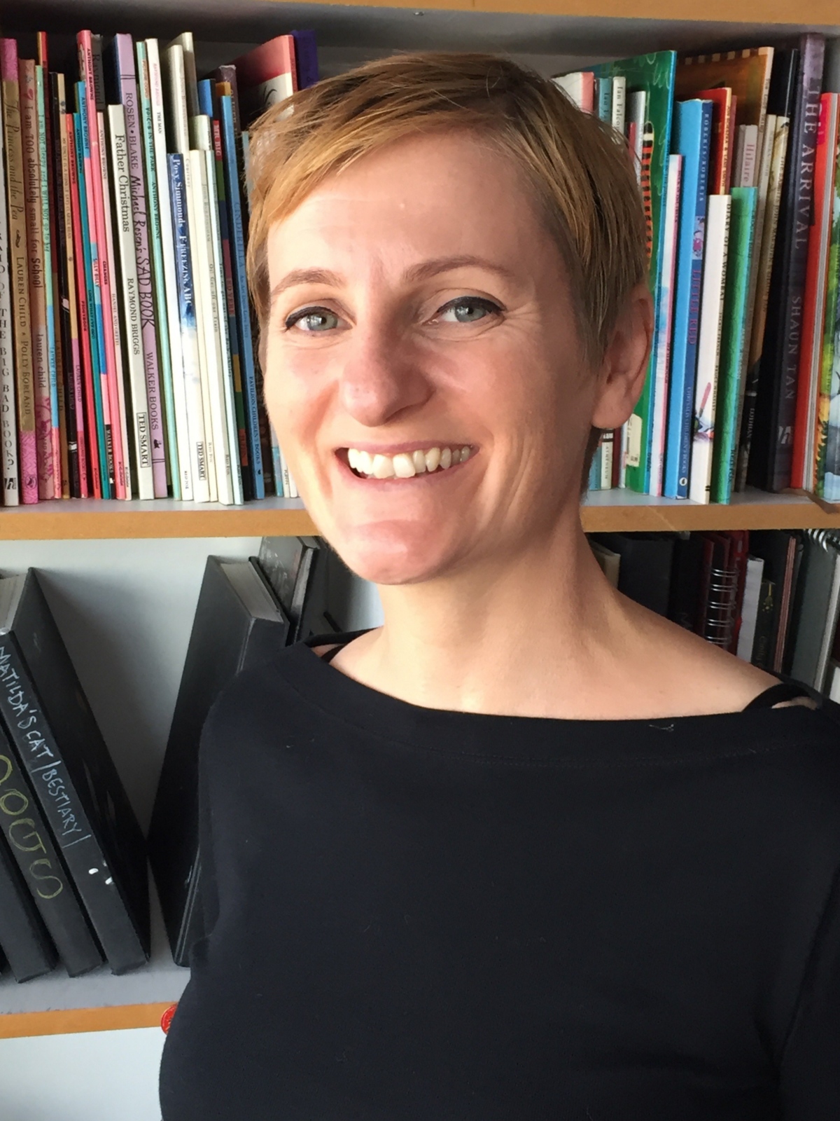 Autorinnenbild_Emily Gravett_privat